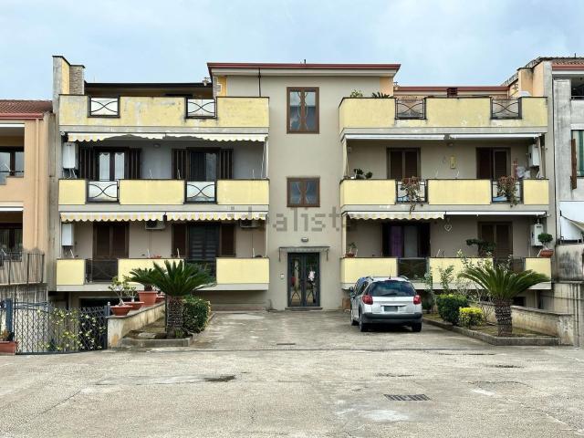 Appartamento in vendita di 170 m² in Via Emanuele Campolongo, 216