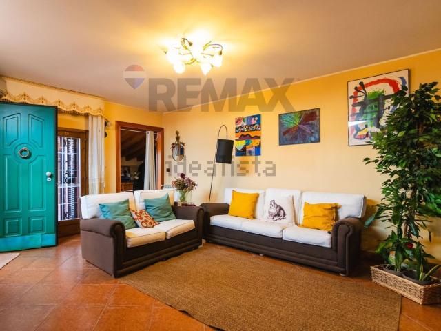 Appartamento in vendita di 170 m² in Via Ercole Patti, 7