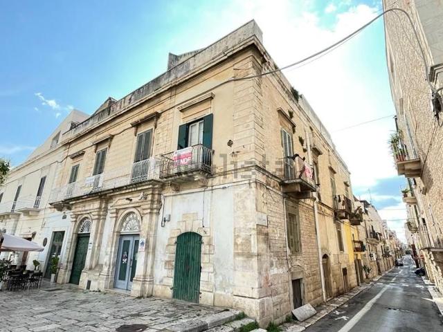 Appartamento in vendita di 170 m² in Via ettore fieramosca, 3