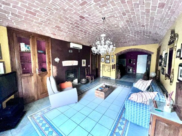 Appartamento in vendita di 170 m² in Via Federico Della Valle, 4