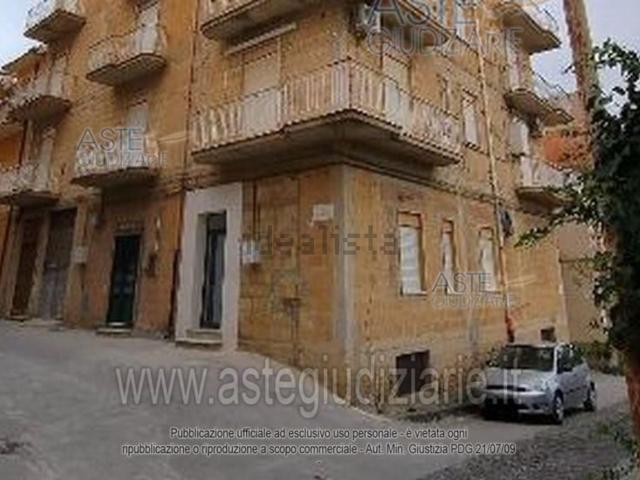 Appartamento in vendita di 170 m² in Via Jan Palach, 2
