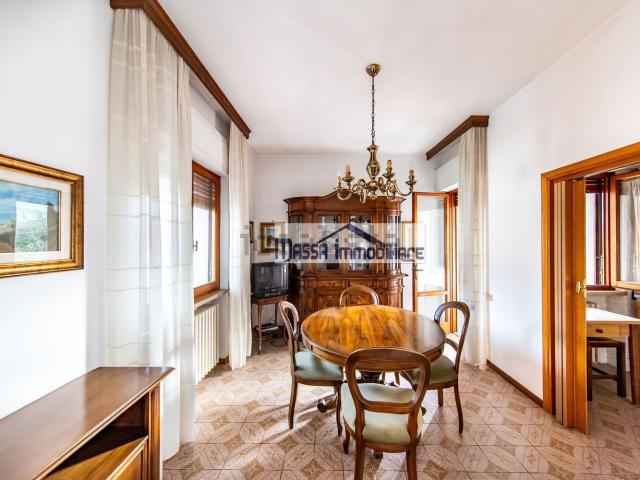 Appartamento in vendita di 170 m² in Via Leopoldo Galeotti