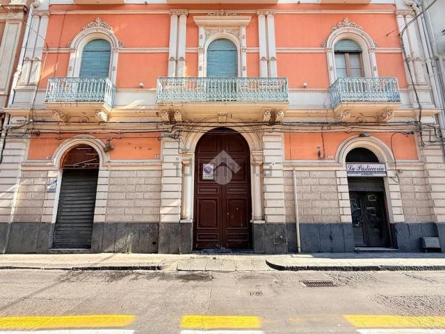 Appartamento in vendita di 170 m² in Via Monserrato, 34