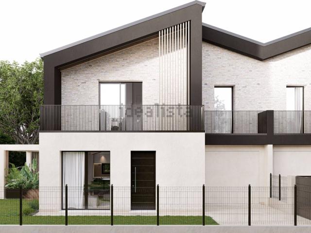 Appartamento in vendita di 170 m² in Via Monte Civetta