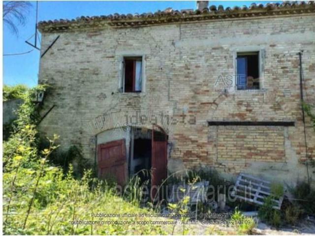 Appartamento in vendita di 170 m² in Via Maccarata, 5