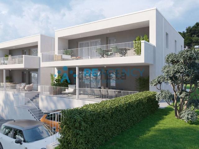 Appartamento in vendita di 170 m² in Via Miniera