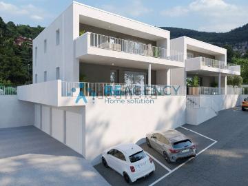 Appartamento in vendita di 170 m² in Via Miniera