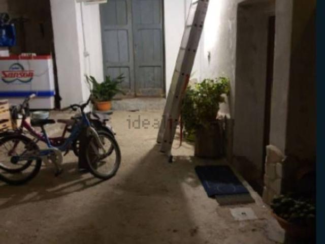 Appartamento in vendita di 170 m² in Via Napoli