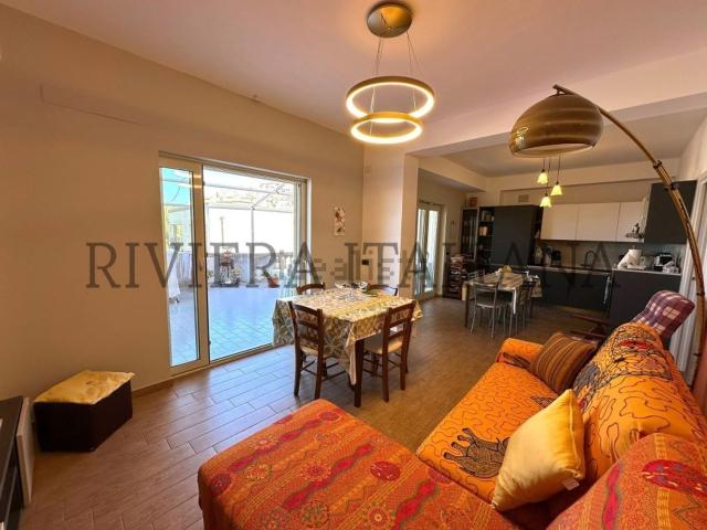 Appartamento in vendita di 170 m² in Via Neghelli