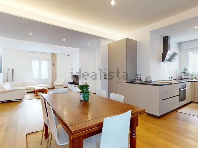 Appartamento in vendita di 170 m² in Via Nicola Giangi, 27