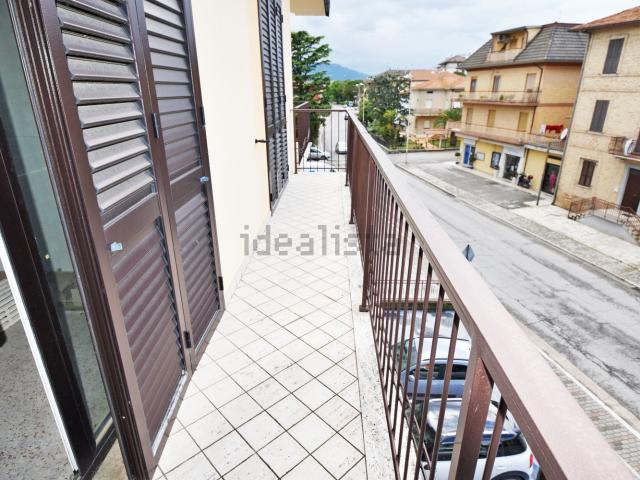 Appartamento in vendita di 170 m² in Via Salaria, 17