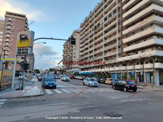 Appartamento in vendita di 170 m² in Via Sampolo, 119