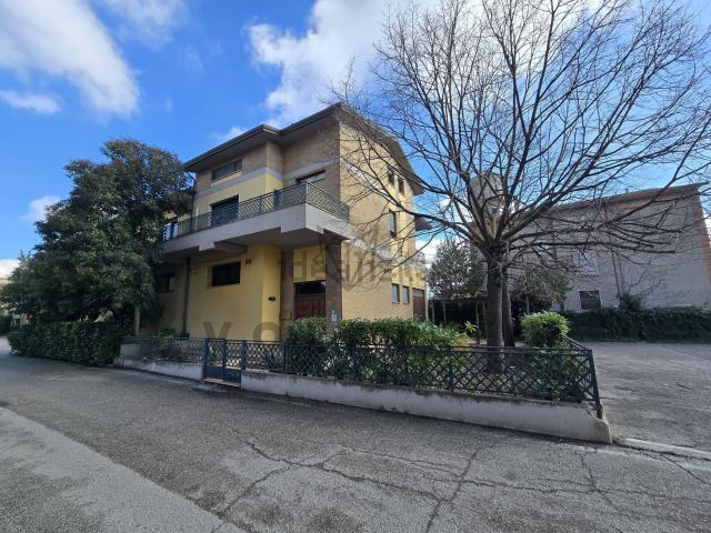Appartamento in vendita di 170 m² in Via San Michele Arcangelo, 10