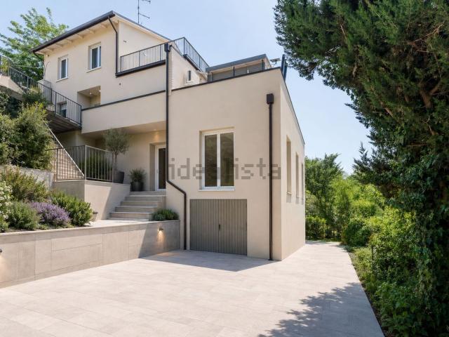 Appartamento in vendita di 170 m² in Via San Egidio