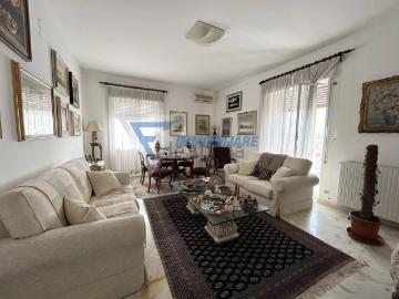 Appartamento in vendita di 170 m² in Via Sebastiano Olivieri