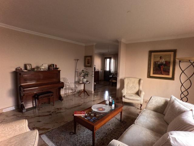 Appartamento in vendita di 170 m² in Via Palestro