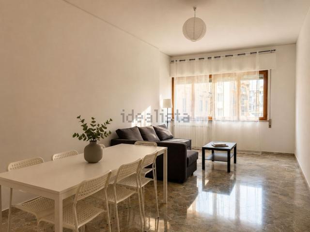 Appartamento in vendita di 170 m² in Via Principe di Villafranca, 33