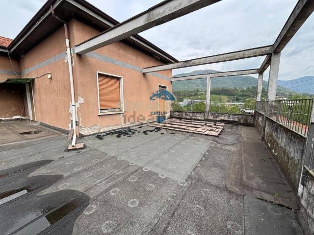 Appartamento in vendita di 170 m² in Via Provinciale
