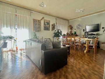 Appartamento in vendita di 170 m² in Via Roma