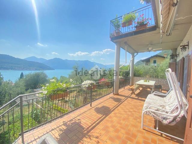 Appartamento in vendita di 170 m² in Via Rampa, 7