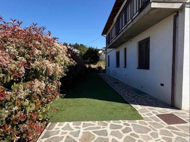 Appartamento in vendita di 170 m² in Via Renato Fucini, 53