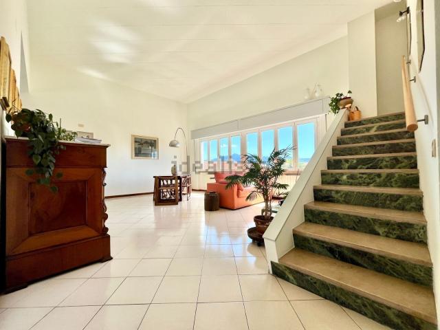 Appartamento in vendita di 170 m² in Via Risorgimento