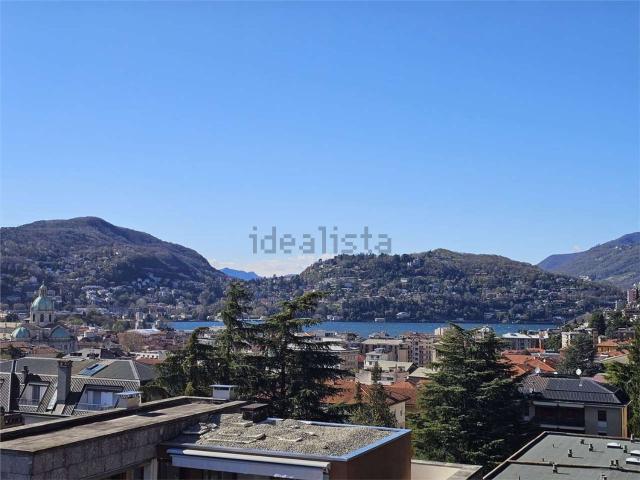 Appartamento in vendita di 170 m² in Via Tommaso Grossi, 36