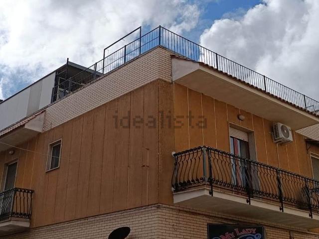 Appartamento in vendita di 170 m² in Via Trento, 146