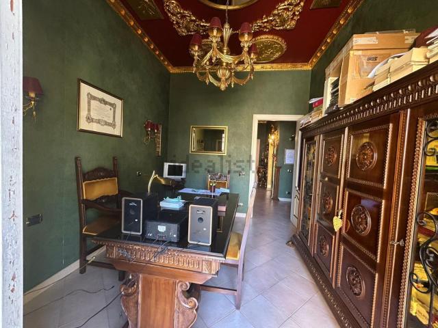 Appartamento in vendita di 170 m² in Via Vallone Petrara, 43
