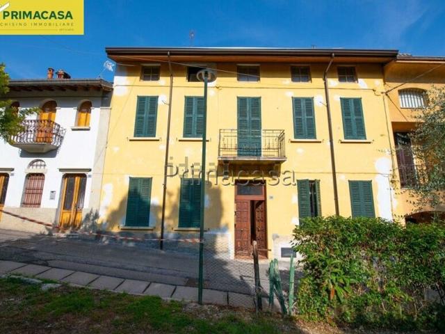 Appartamento in vendita di 170 m² in Via Valle Fiorita