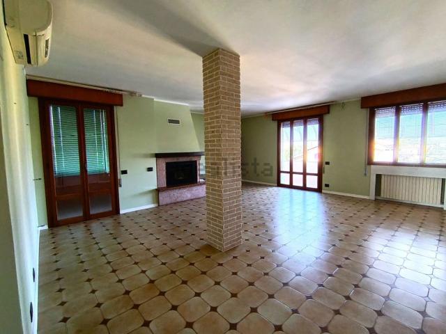 Appartamento in vendita di 170 m² in Via Zabarella
