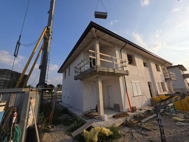 Appartamento in vendita di 170 m² in Viale Guglielmo Marconi