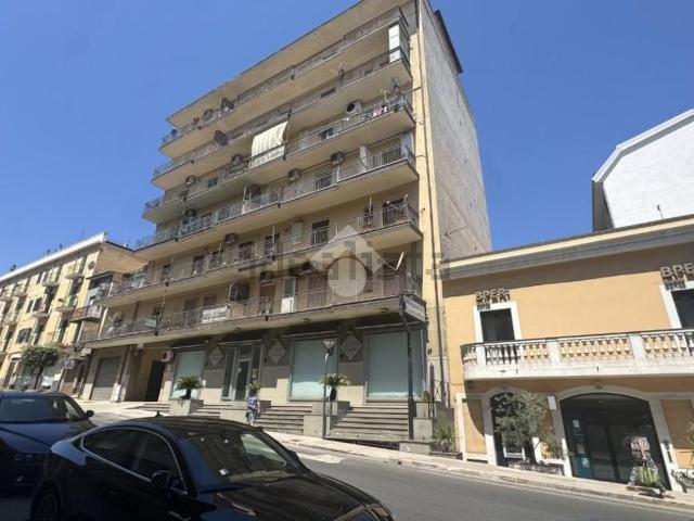 Appartamento in vendita di 170 m² in Viale Regina Margherita, 67
