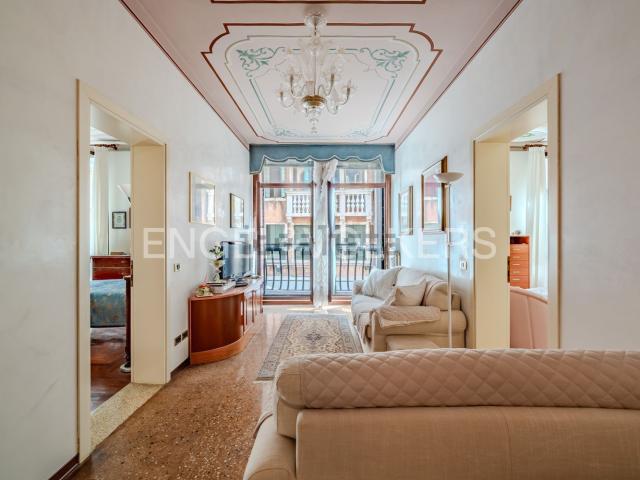 Appartamento in vendita di 170 m² in Calle dei Boteri