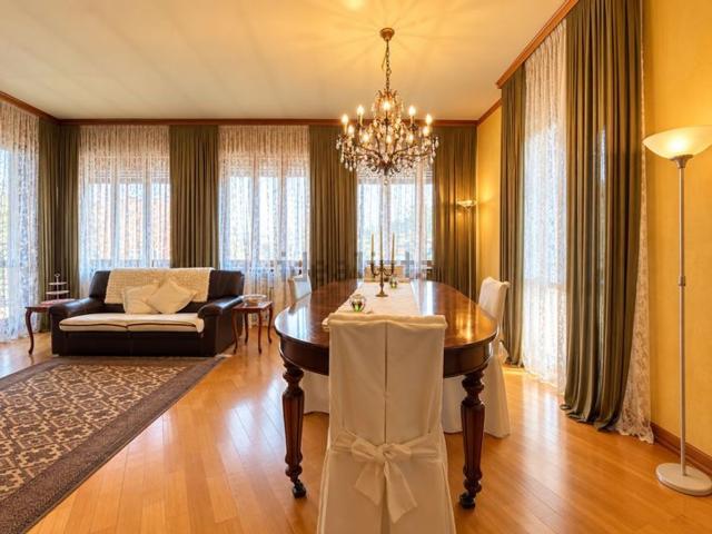 Appartamento in vendita di 170 m² in Corso Cortemilia