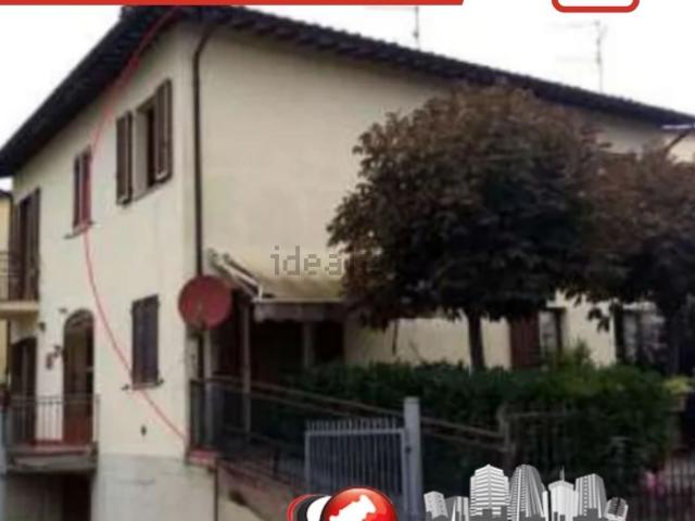 Appartamento in vendita di 170 m² in Località Montecchio