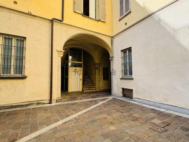 Appartamento in vendita di 170 m² in Piazza Cavalli