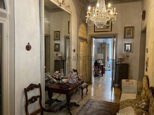 Appartamento in vendita di 170 m² in Piazza Carlo Goldoni