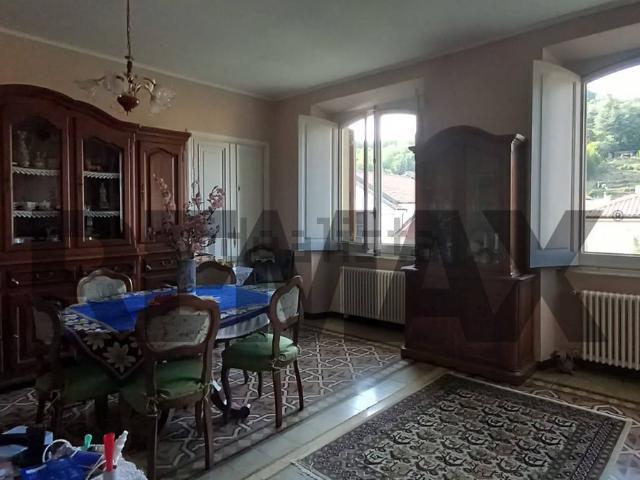 Appartamento in vendita di 170 m² in Piazza Vittorio Veneto, 4
