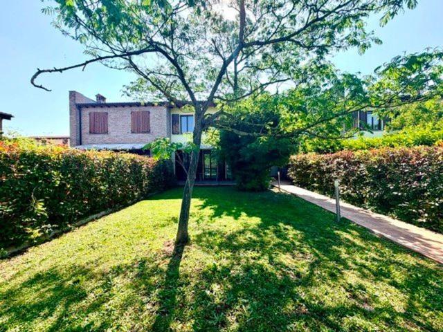Appartamento in vendita di 170 m² in Strada Bassa Nuova, 137