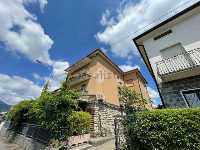 Appartamento in vendita di 171 m² in Via Libertà, 72