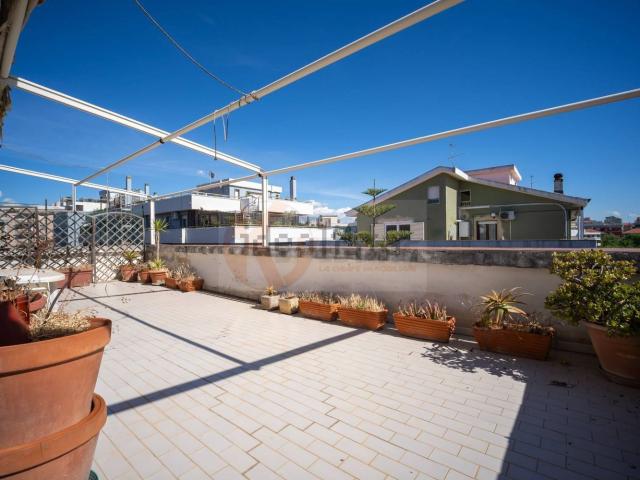 Appartamento in vendita di 171 m² in Via Rockfeller, 27