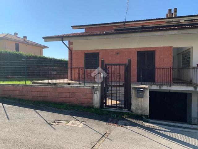 Appartamento in vendita di 171 m² in Via Roma