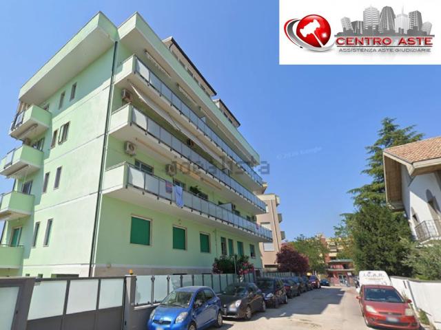 Appartamento in vendita di 171 m² in Via Rigopiano