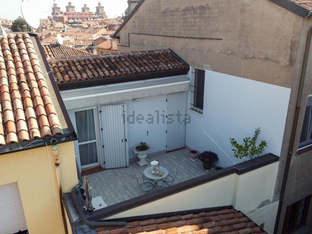 Appartamento in vendita di 171 m² in Via Ripagrande