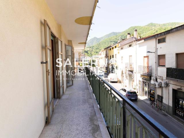 Appartamento in vendita di 171 m² in Via Vittorio Emanuele, 30