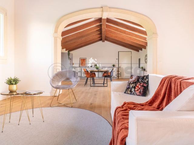 Appartamento in vendita di 171 m² in Via Zuccola, 37