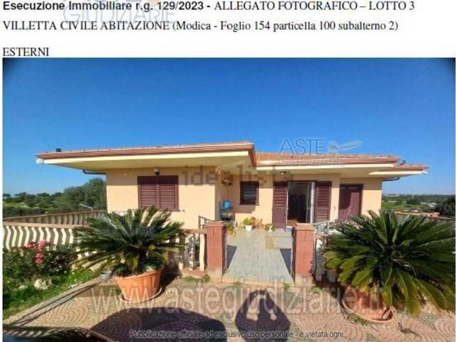 Appartamento in vendita di 171 m² in Vico R. Aurnia