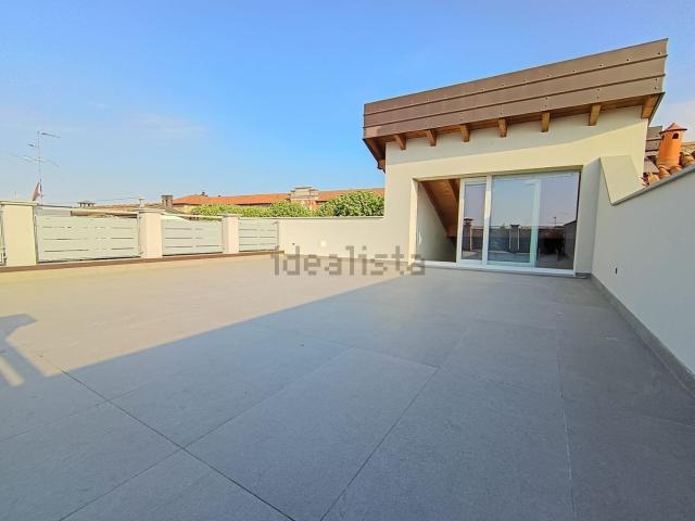 Appartamento in vendita di 171 m² in Piazza Antonio Locatelli, 4
