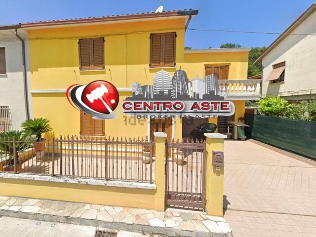 Appartamento in vendita di 171 m² in Strada Nazionale Flaminia